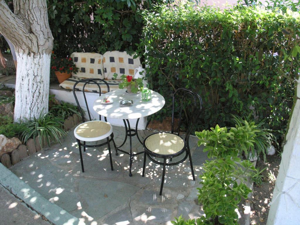 Alexandra Studios Stafylos Exterior foto