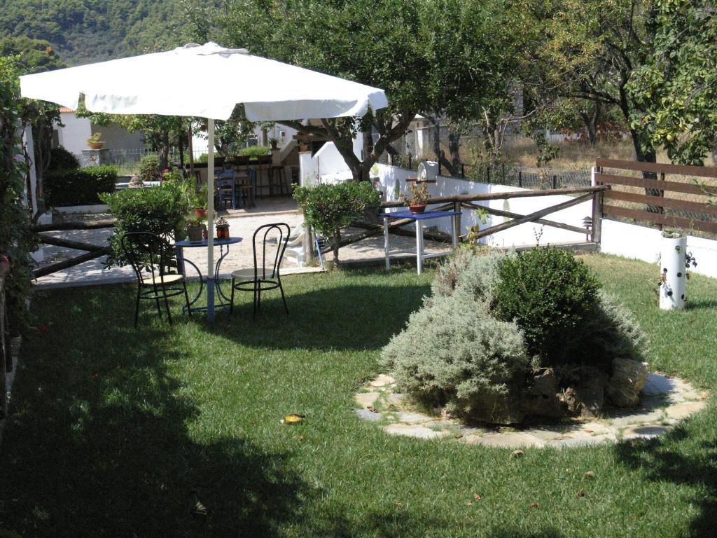 Alexandra Studios Stafylos Exterior foto